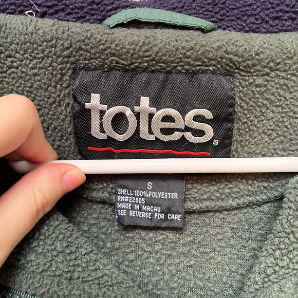 Totes quarter zip - Picture 3 of 5